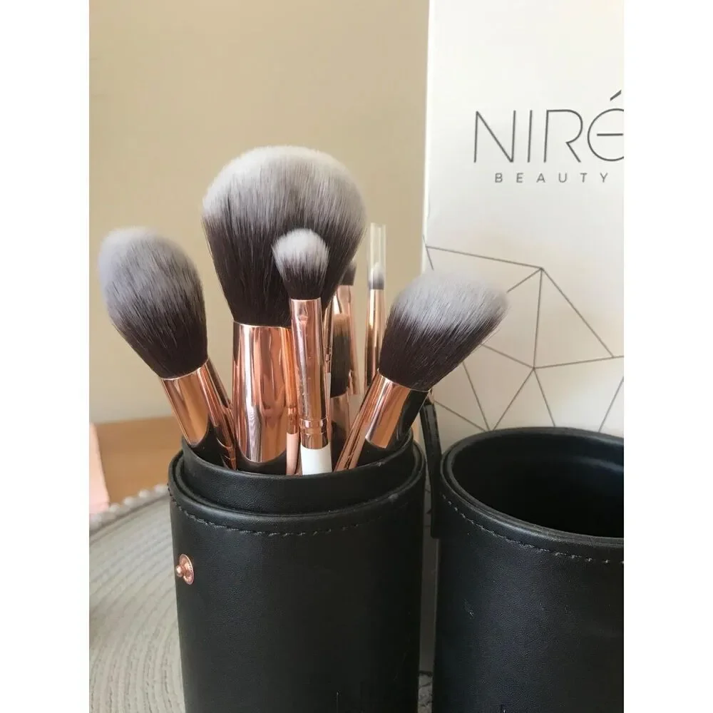 Niré Beauty 15piece White Rose Gold Makeup Brush Set & Beauty Blender With Case